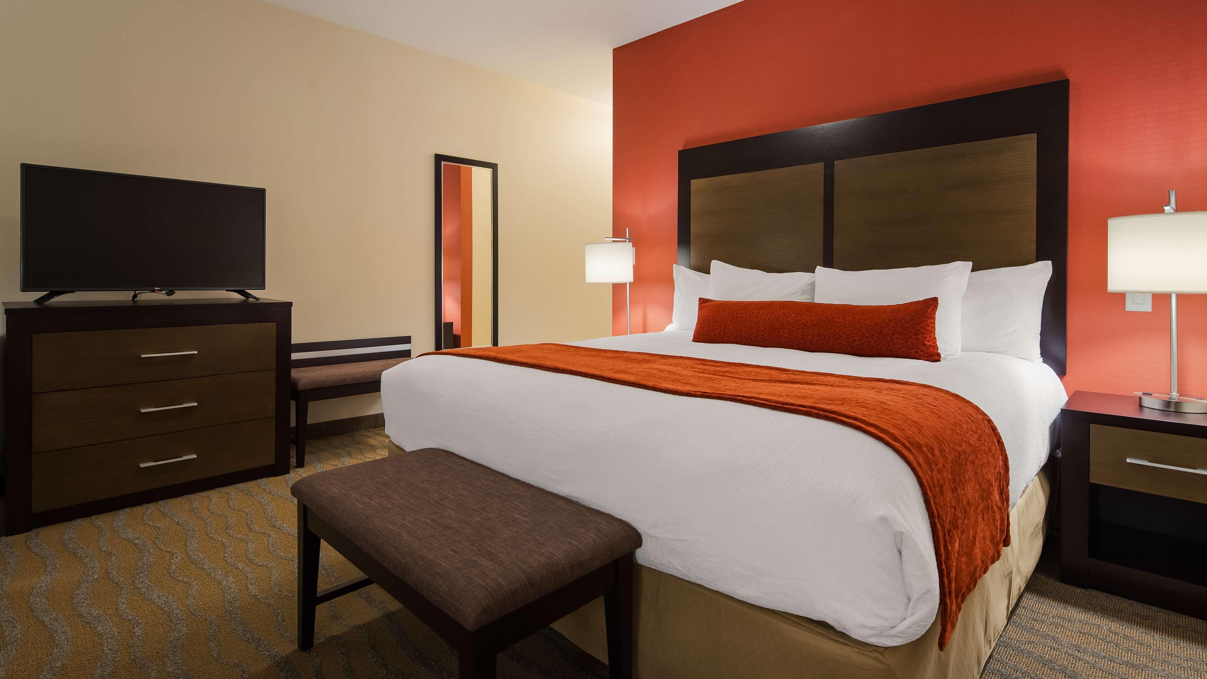 Best Western Plus Merritt Hotel Экстерьер фото