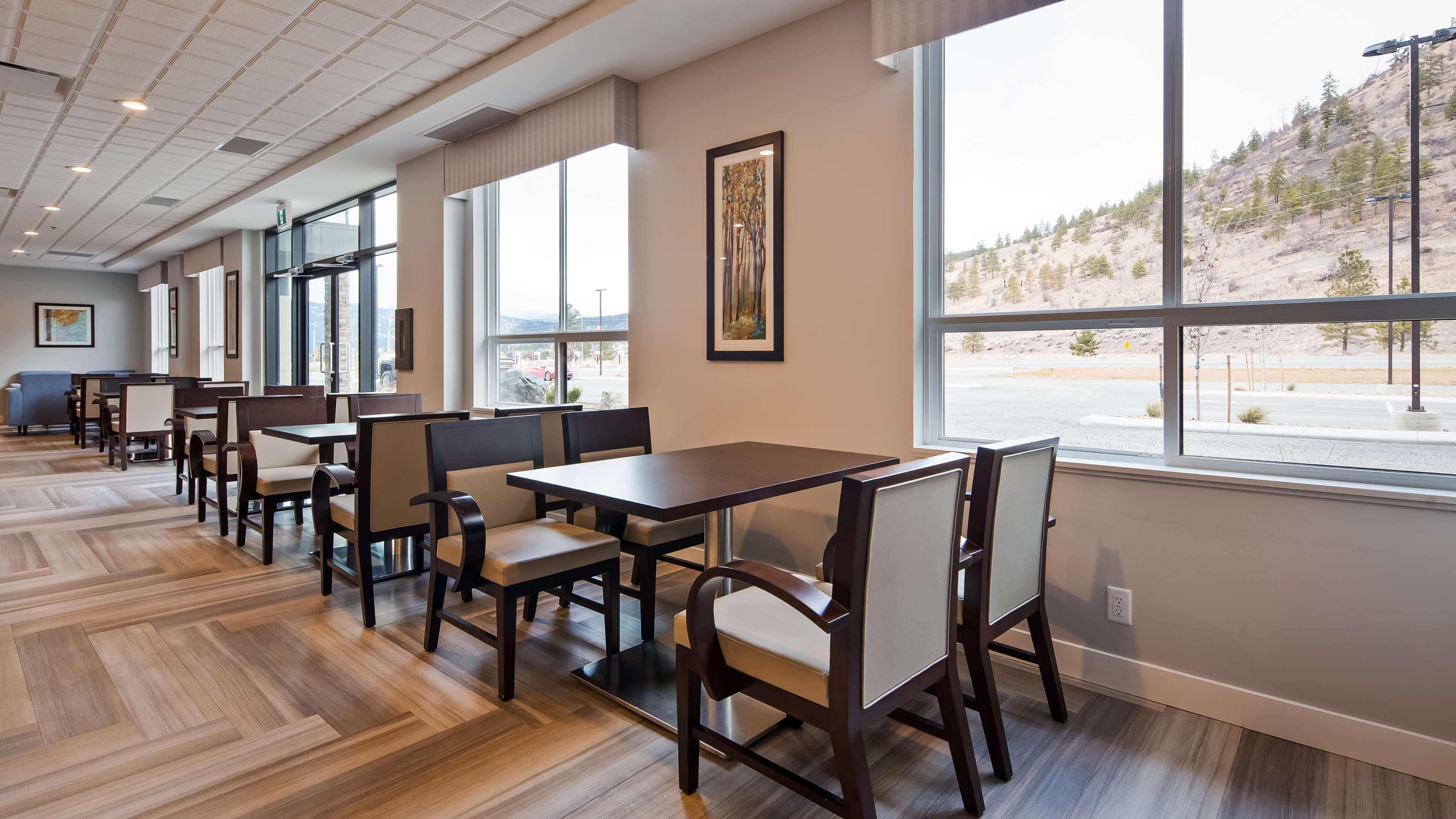 Best Western Plus Merritt Hotel Экстерьер фото