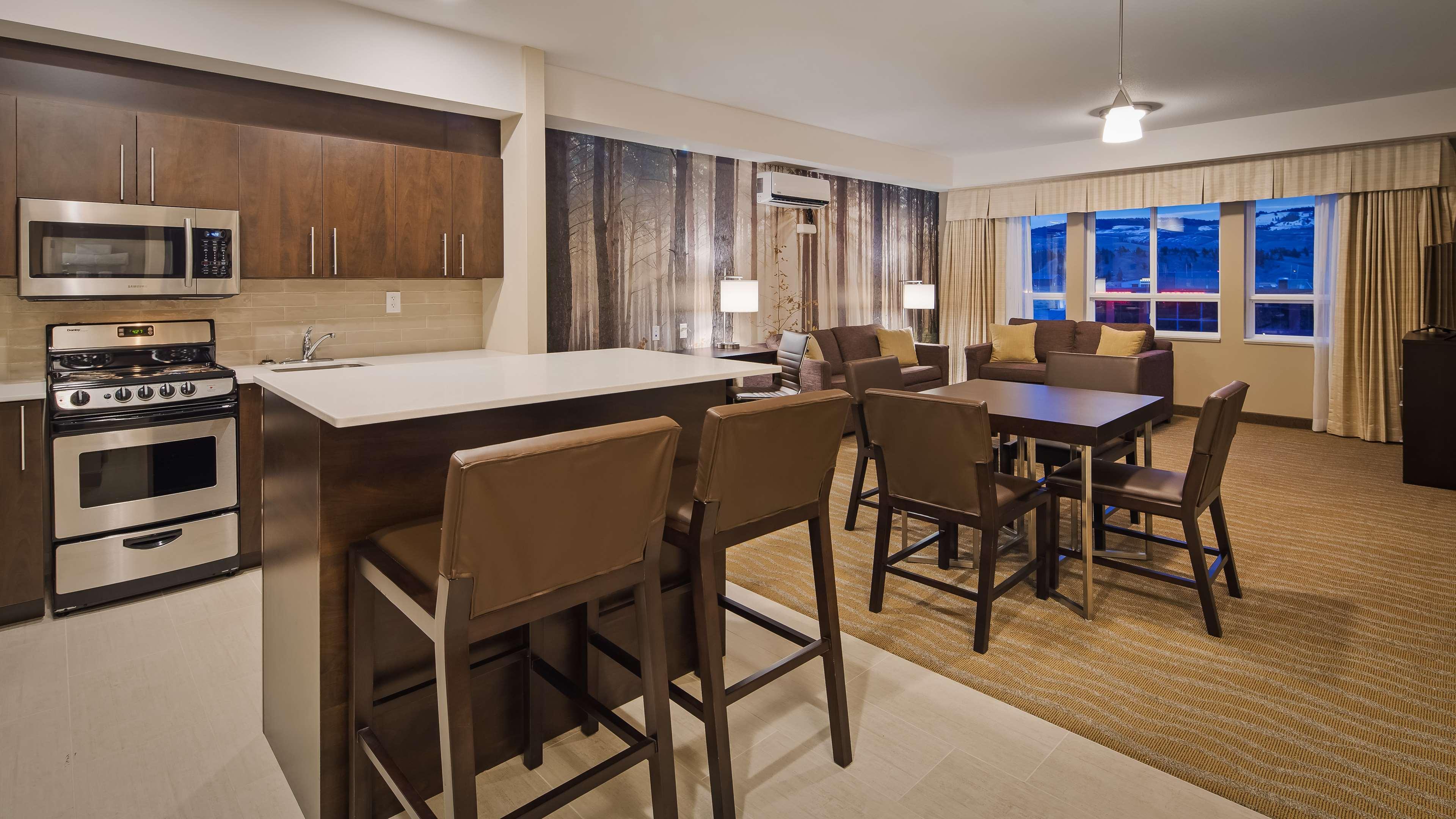 Best Western Plus Merritt Hotel Экстерьер фото