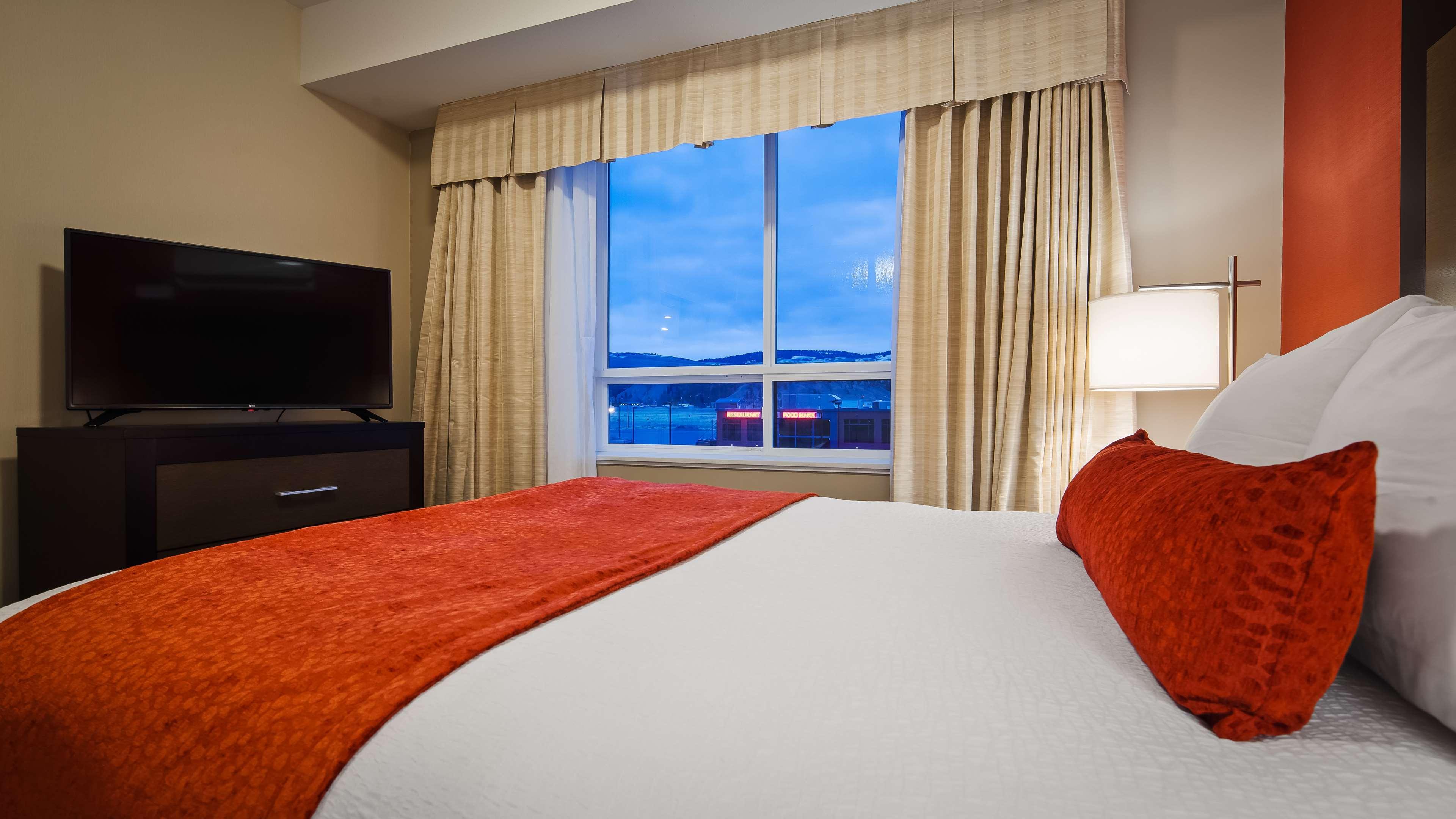 Best Western Plus Merritt Hotel Экстерьер фото