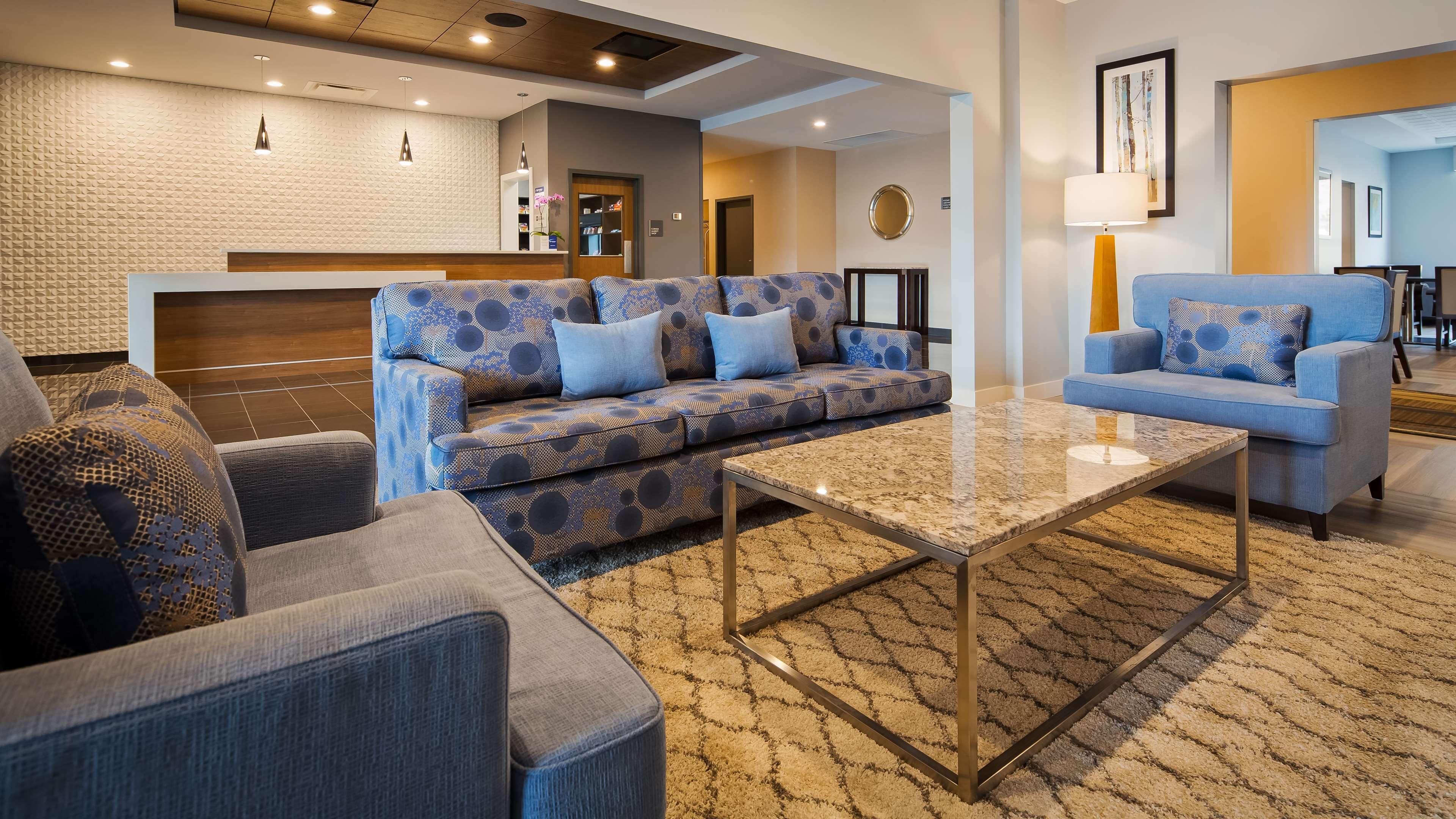 Best Western Plus Merritt Hotel Экстерьер фото