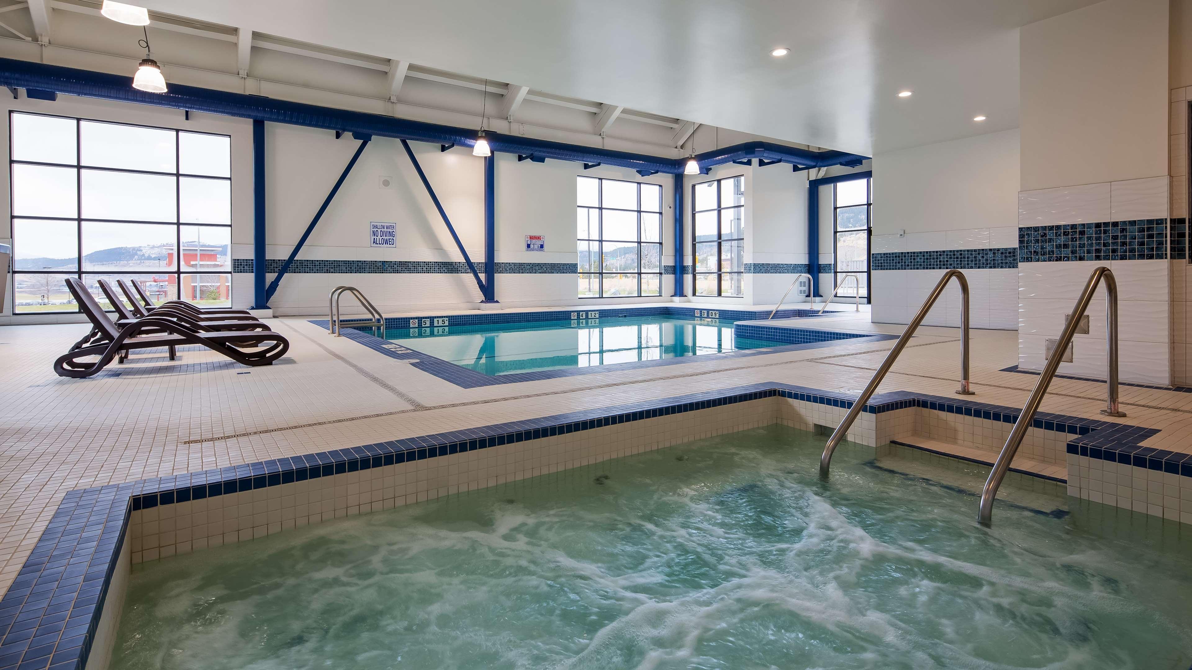 Best Western Plus Merritt Hotel Экстерьер фото