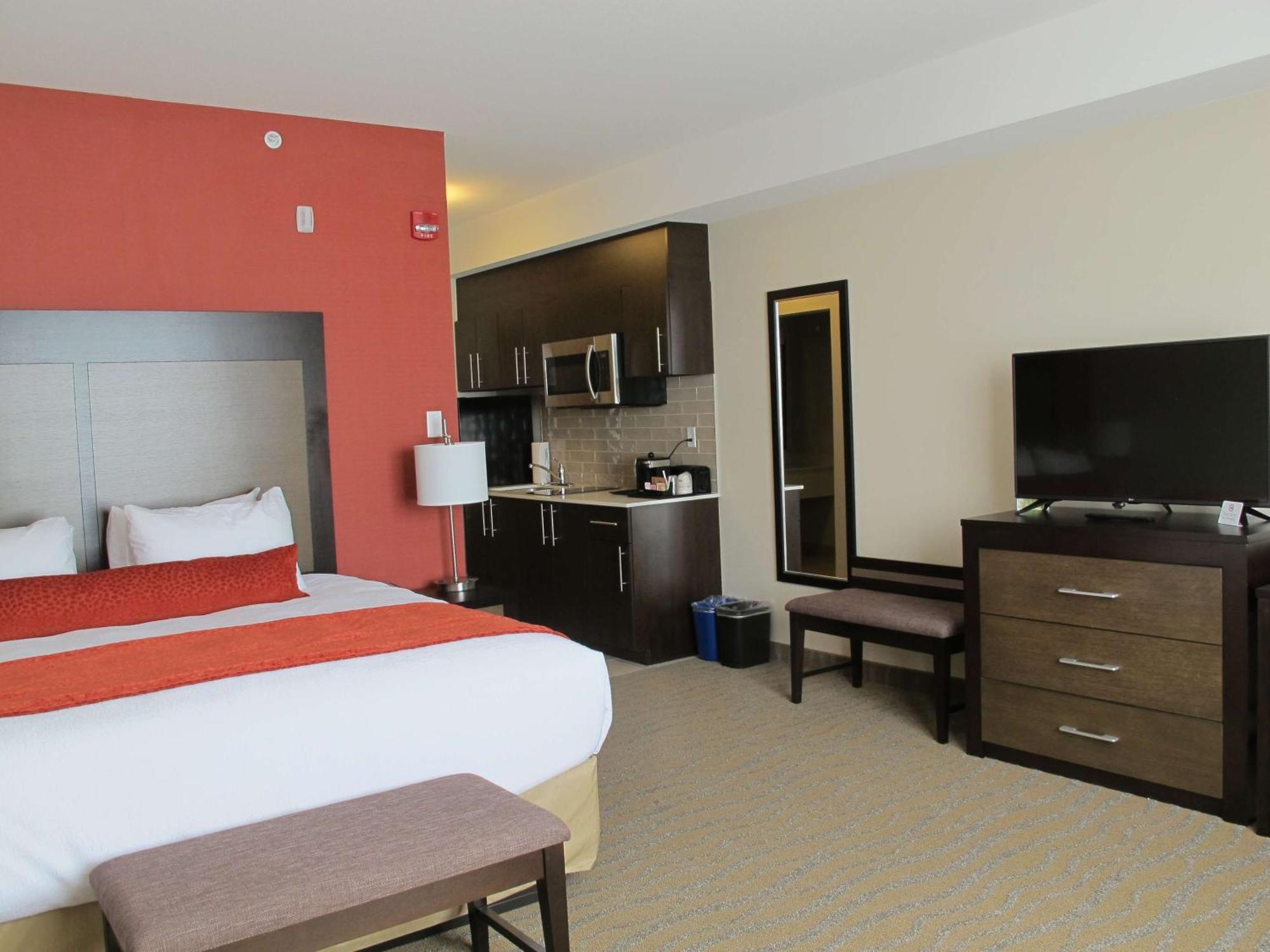 Best Western Plus Merritt Hotel Экстерьер фото