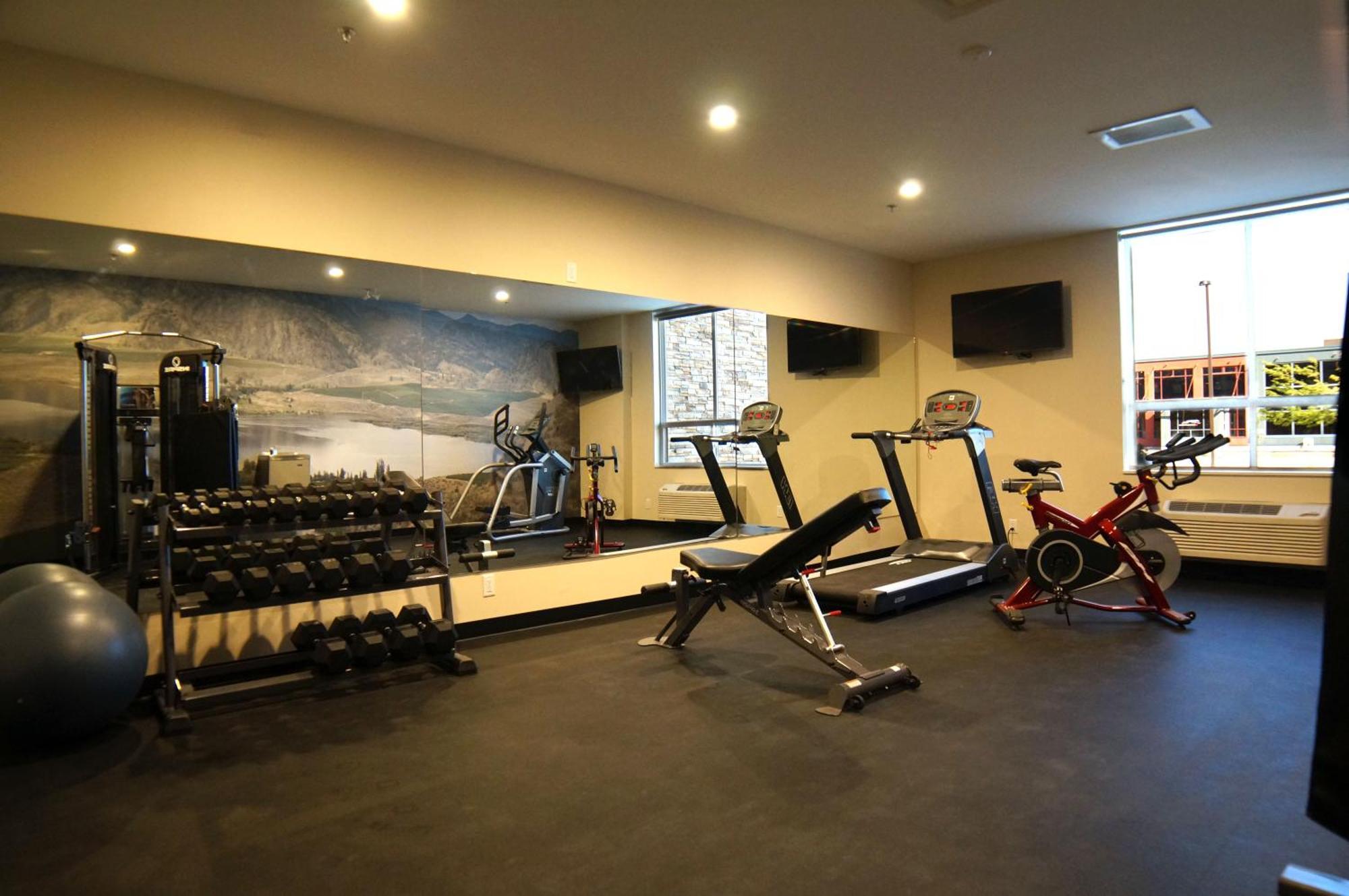 Best Western Plus Merritt Hotel Экстерьер фото